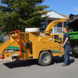 Our equipments that we use for all our work as arborist and tree service at Abattage Arbre Montreal, Laval, Lanaudière and North Shore