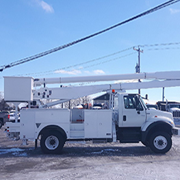 Our equipments that we use for all our work as arborist and tree service at Abattage Arbre Montreal, Laval, Lanaudière and North Shore