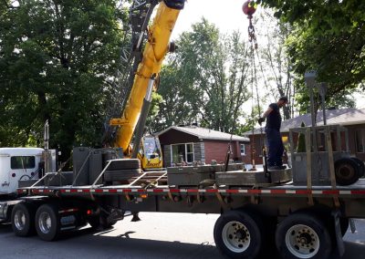 Abattage arbre avec aide de grue dans la région de Montréal - Service Arbre Stéphane